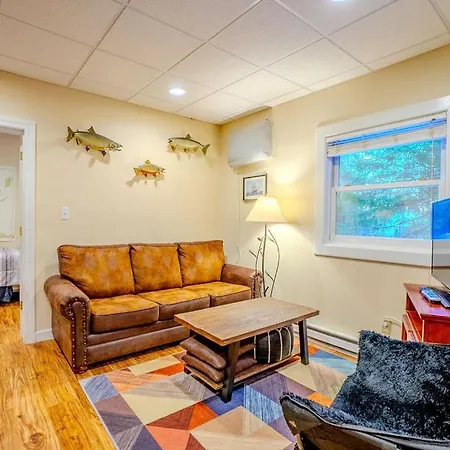 Hidden Gem, 3 Bed Cozy Condo - Dogs Welcomed